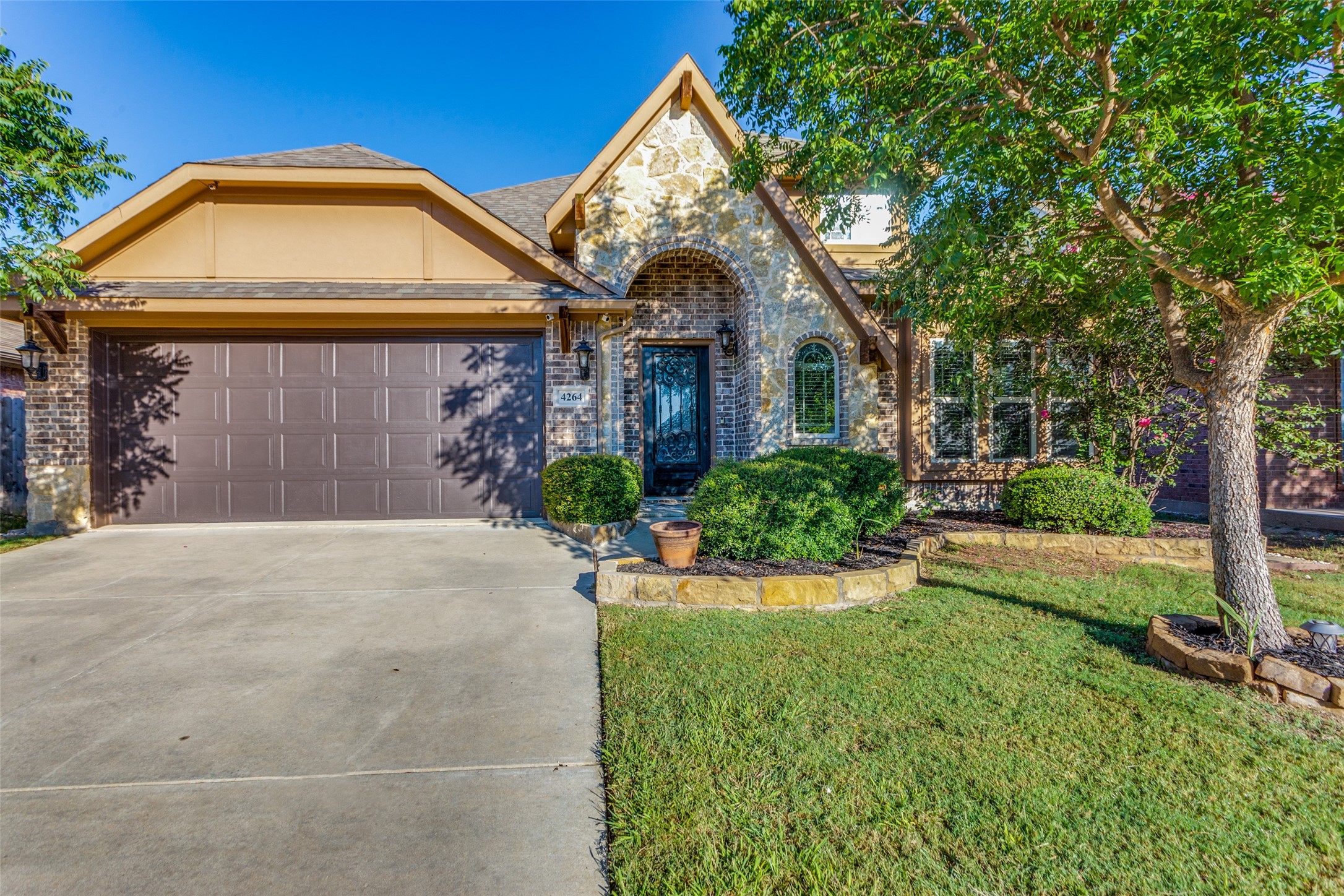 4264 Sweet Clover Lane Crowley TX 76036