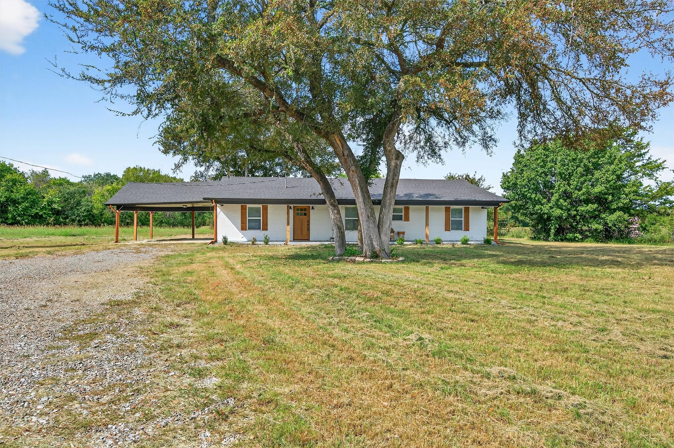 621 Craft Road Bells TX 75414