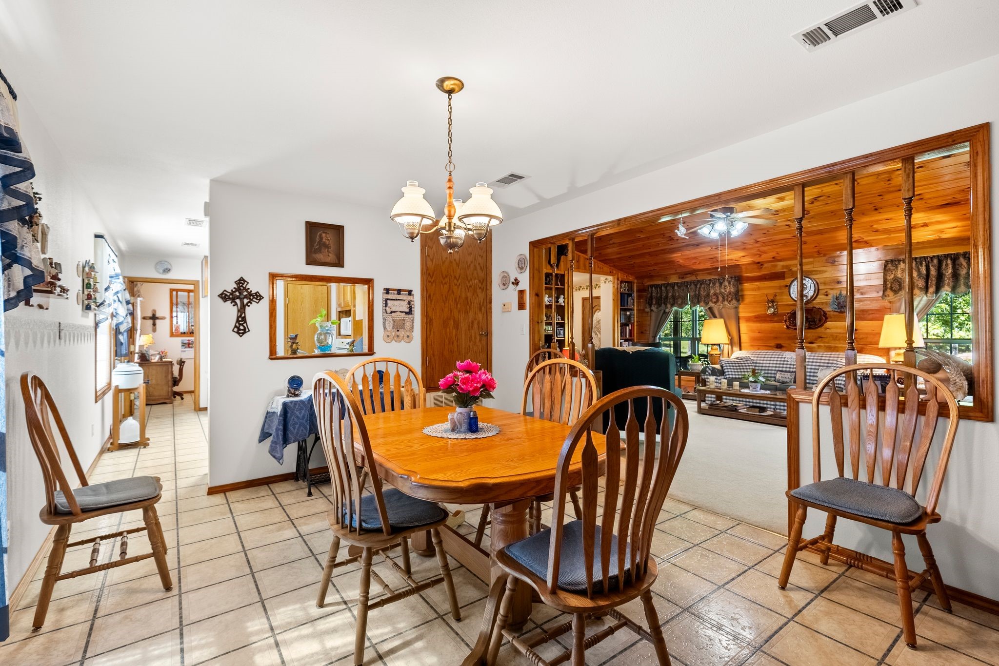 145 Rs County Road 3445 Emory TX 75440