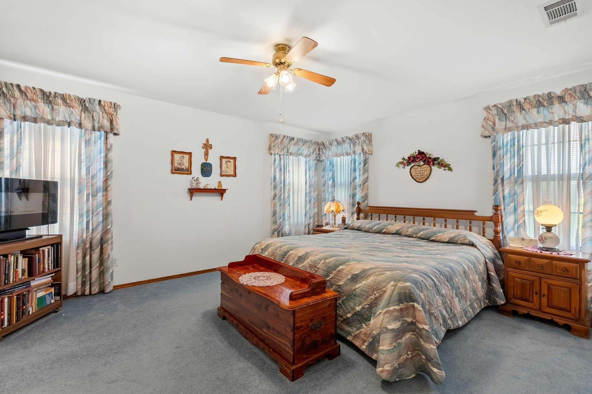 145 Rs County Road 3445 Emory TX 75440