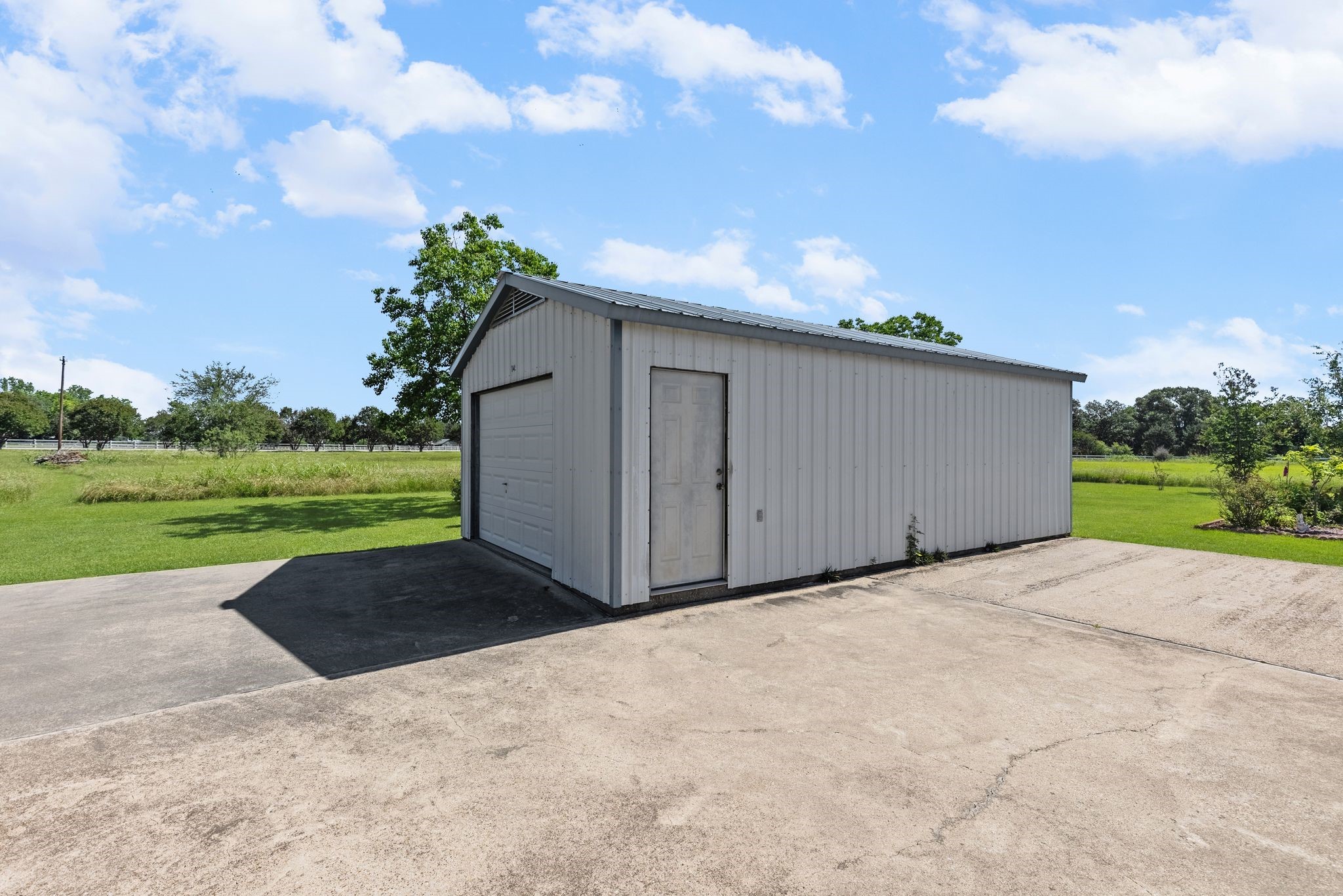 145 Rs County Road 3445 Emory TX 75440