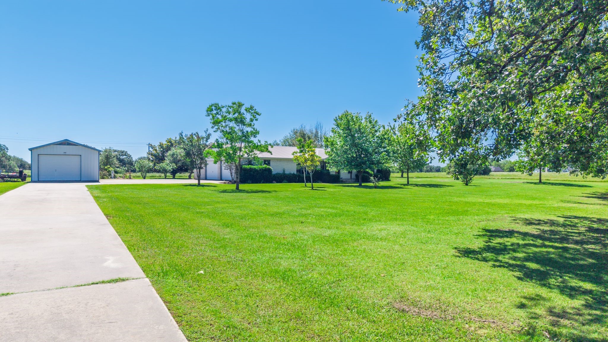 145 Rs County Road 3445 Emory TX 75440