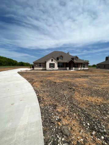 916 Majors Road Van Alstyne TX 75495