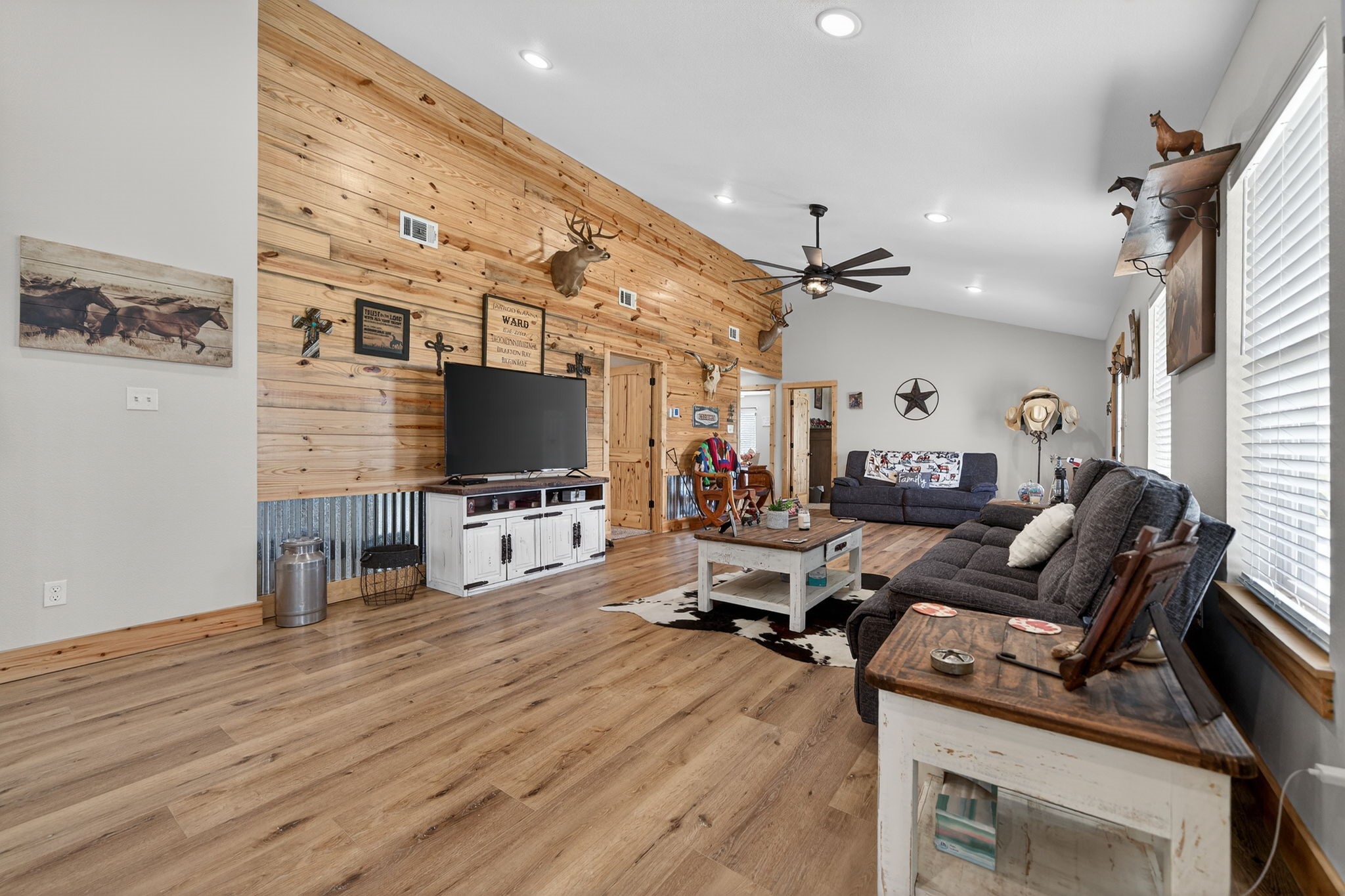 2444 Vz County Road 2813 Mabank TX 75147