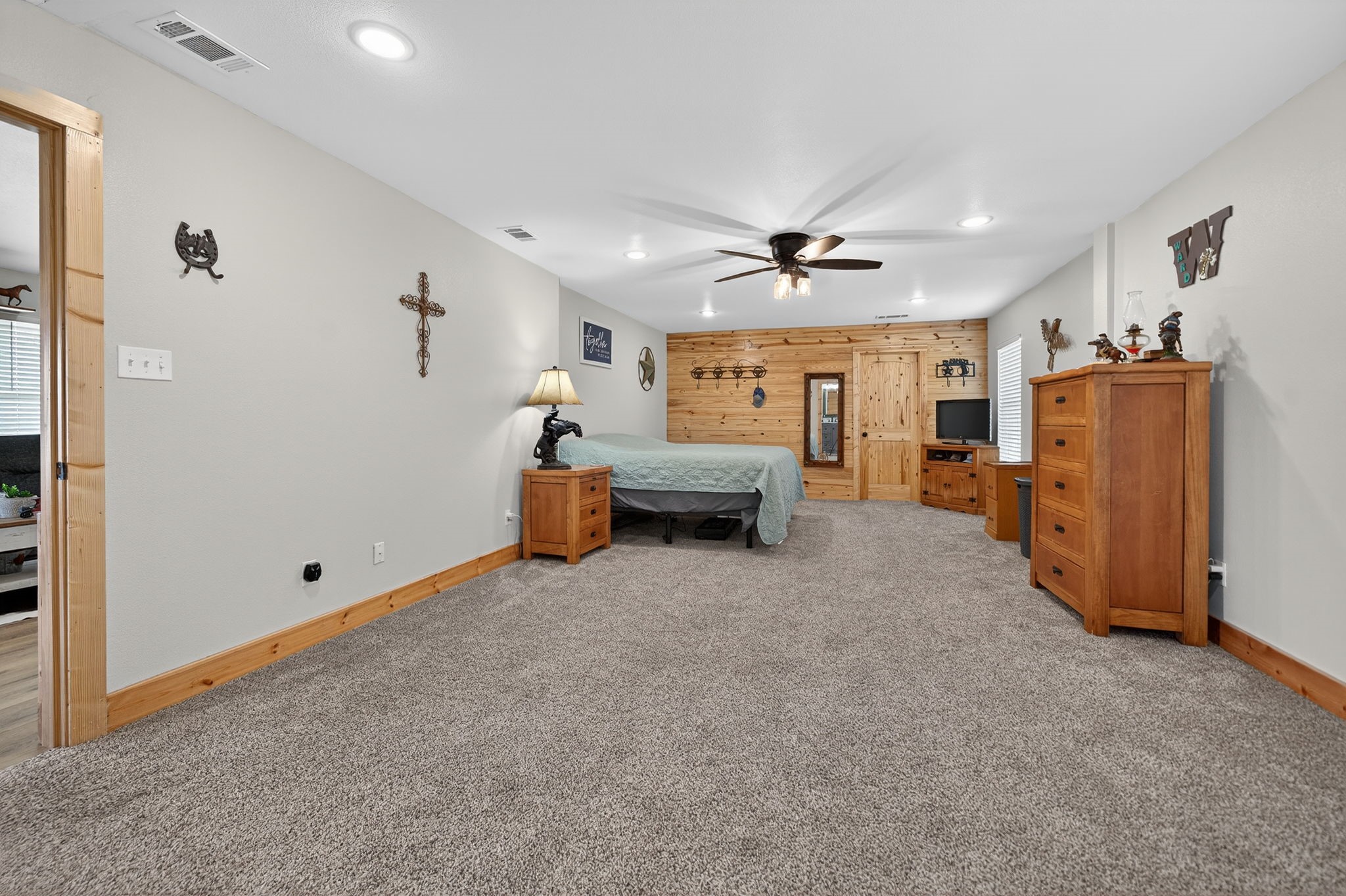 2444 Vz County Road 2813 Mabank TX 75147