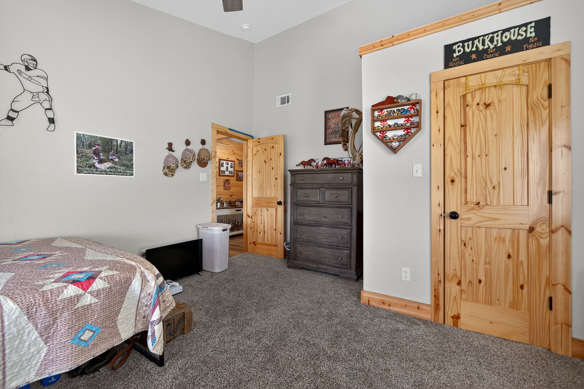 2444 Vz County Road 2813 Mabank TX 75147