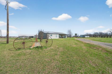 2444 Vz County Road 2813 Mabank TX 75147