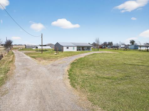 2444 Vz County Road 2813 Mabank TX 75147