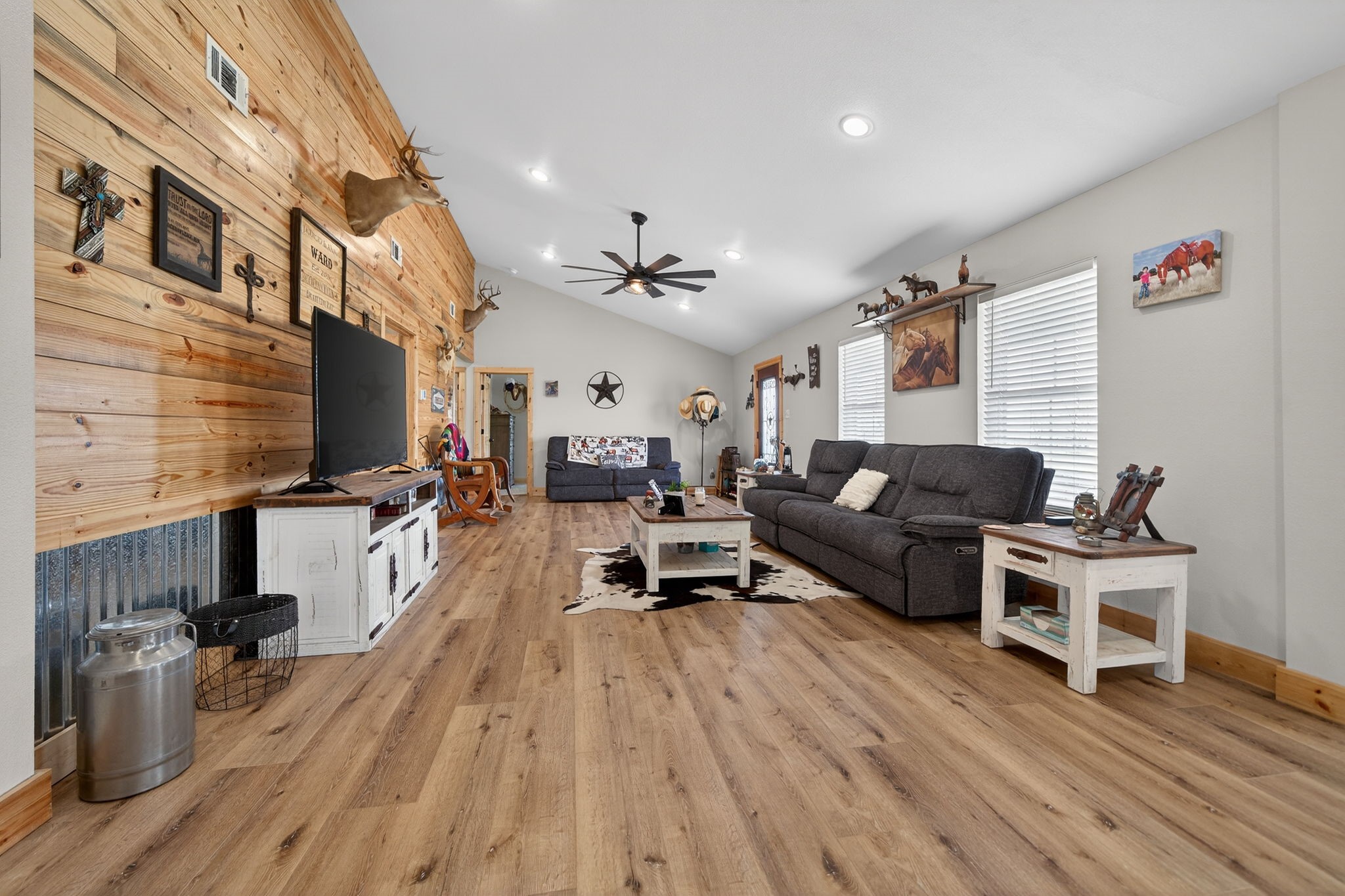 2444 Vz County Road 2813 Mabank TX 75147