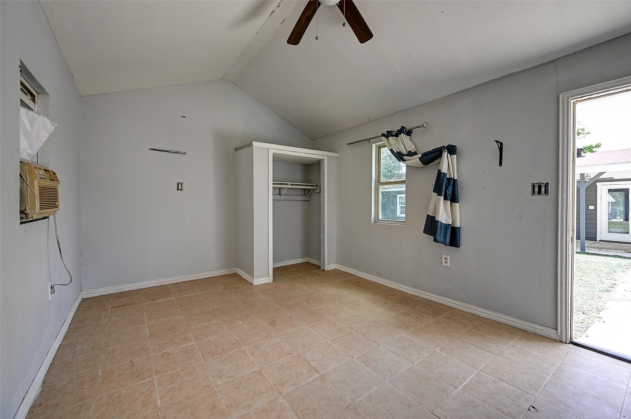 4913 Tahoe Drive Fort Worth TX 76119