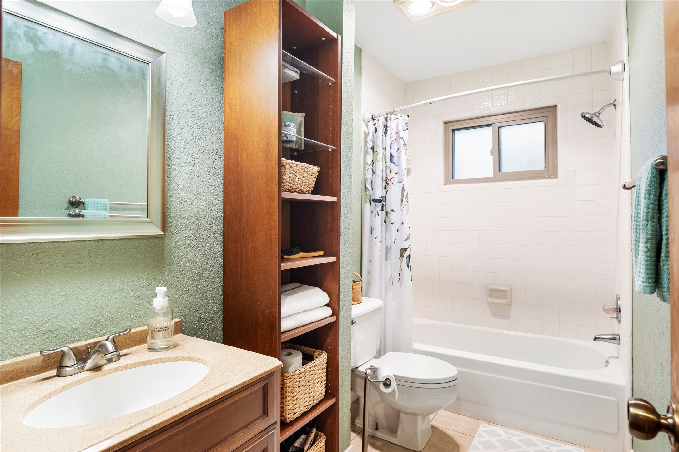 2002 Lansdown Drive Carrollton TX 75010