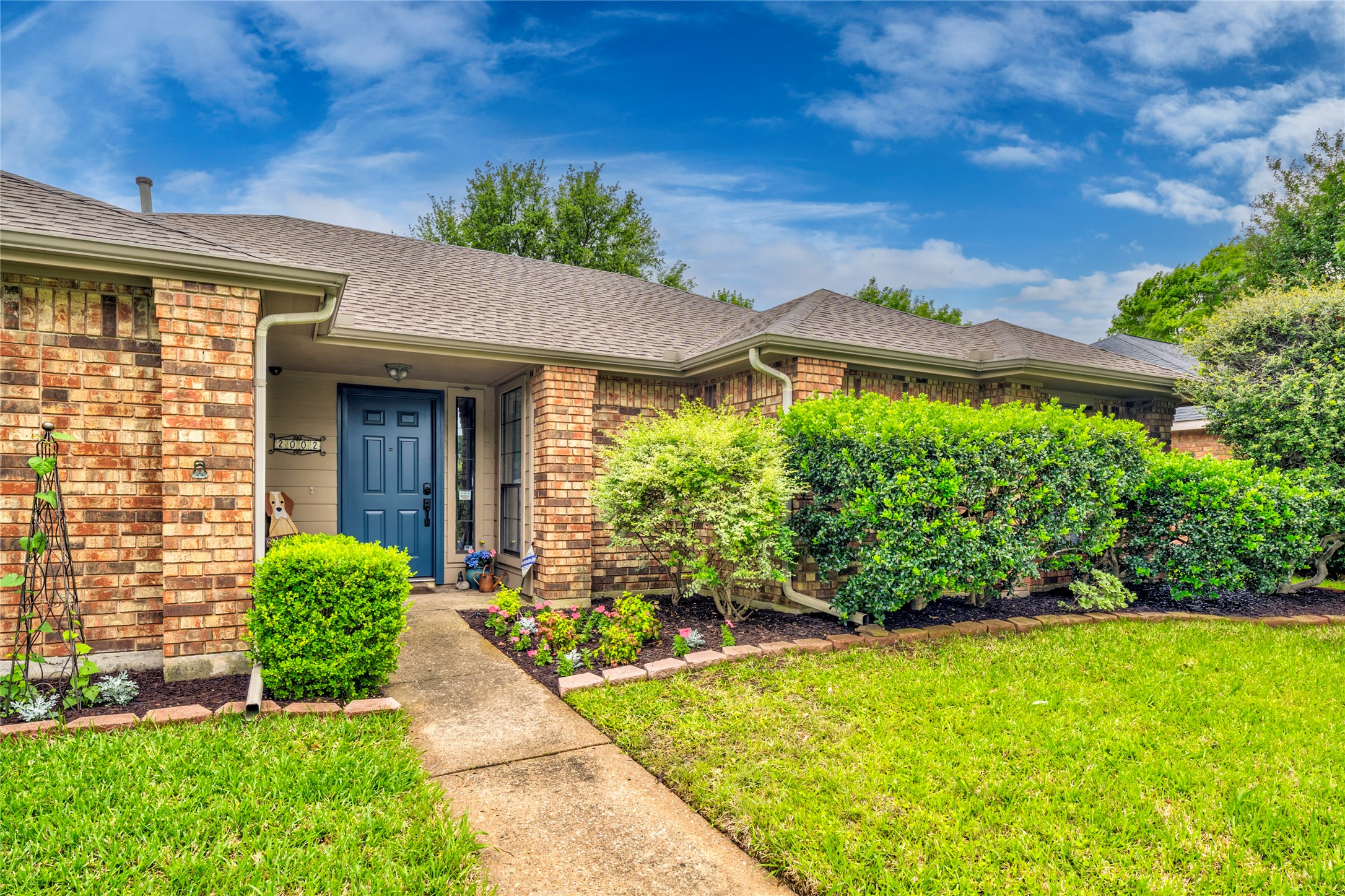 2002 Lansdown Drive Carrollton TX 75010