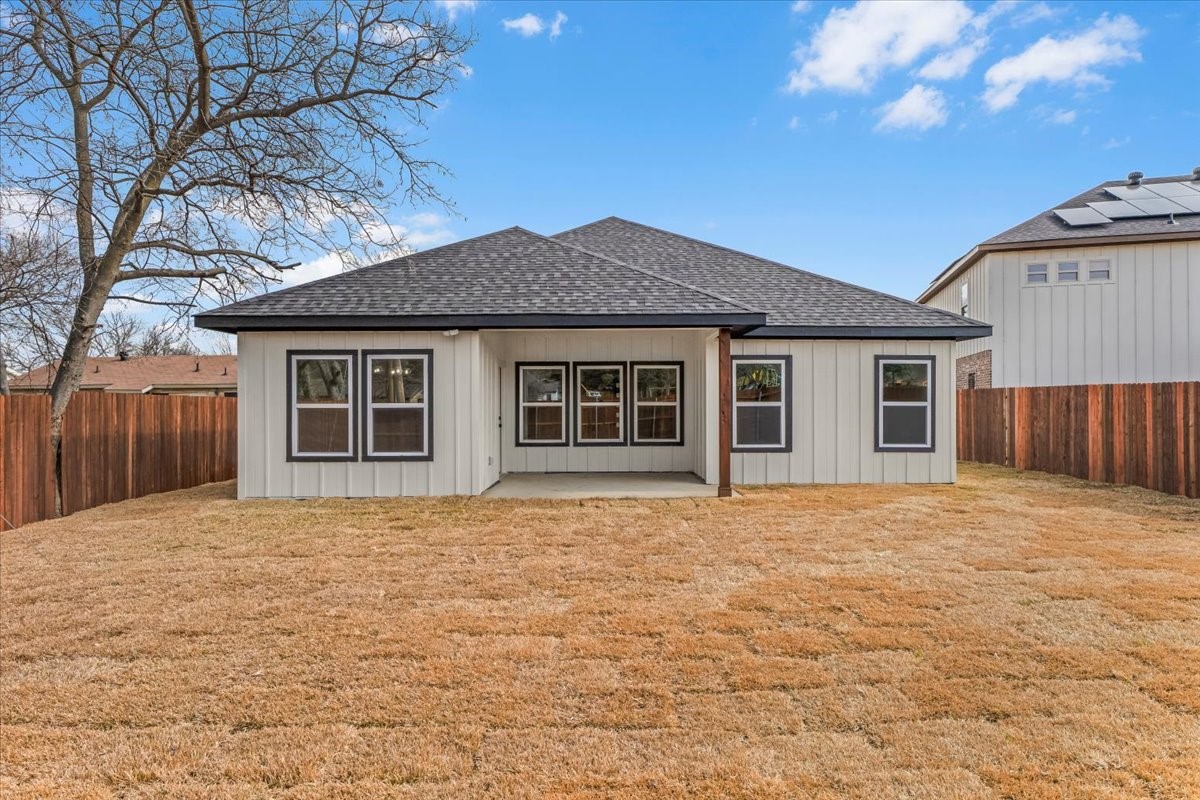 415 Hensley Drive Grand Prairie TX 75050