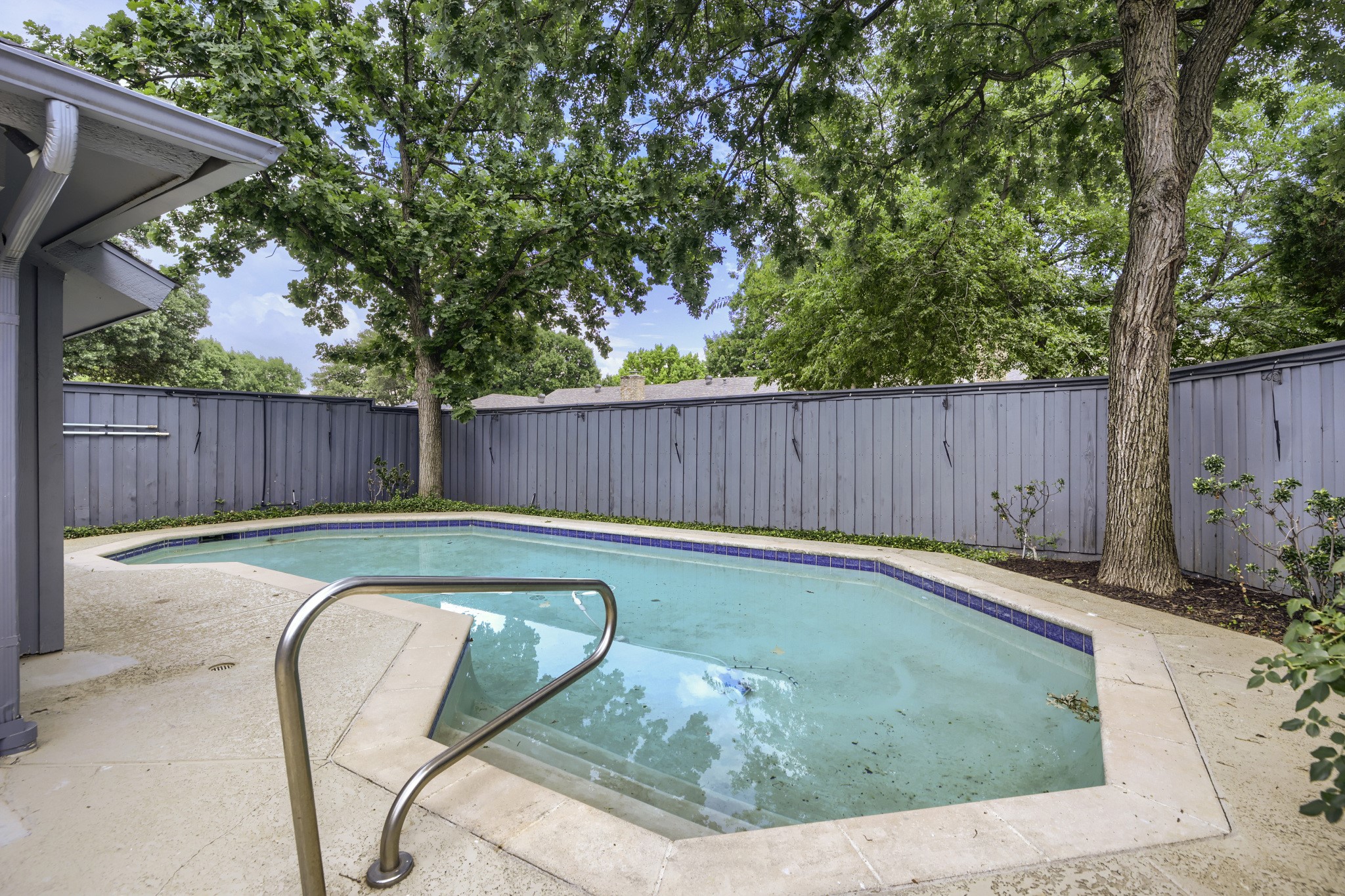 6008 Spring Flower Trail Dallas TX 75248