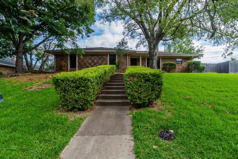 1605 Austrian Road Grand Prairie TX 75050