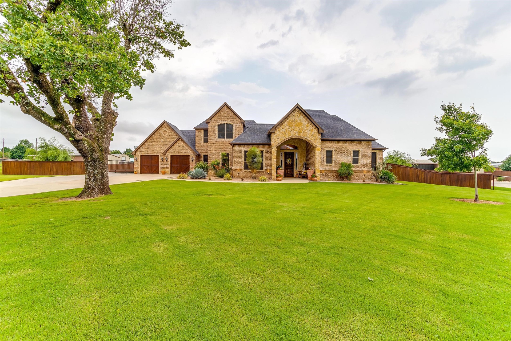 113 Cambree Court Springtown TX 76082