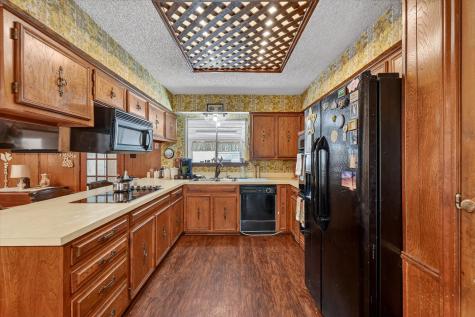 1516 Caddo Peak Trail Joshua TX 76058