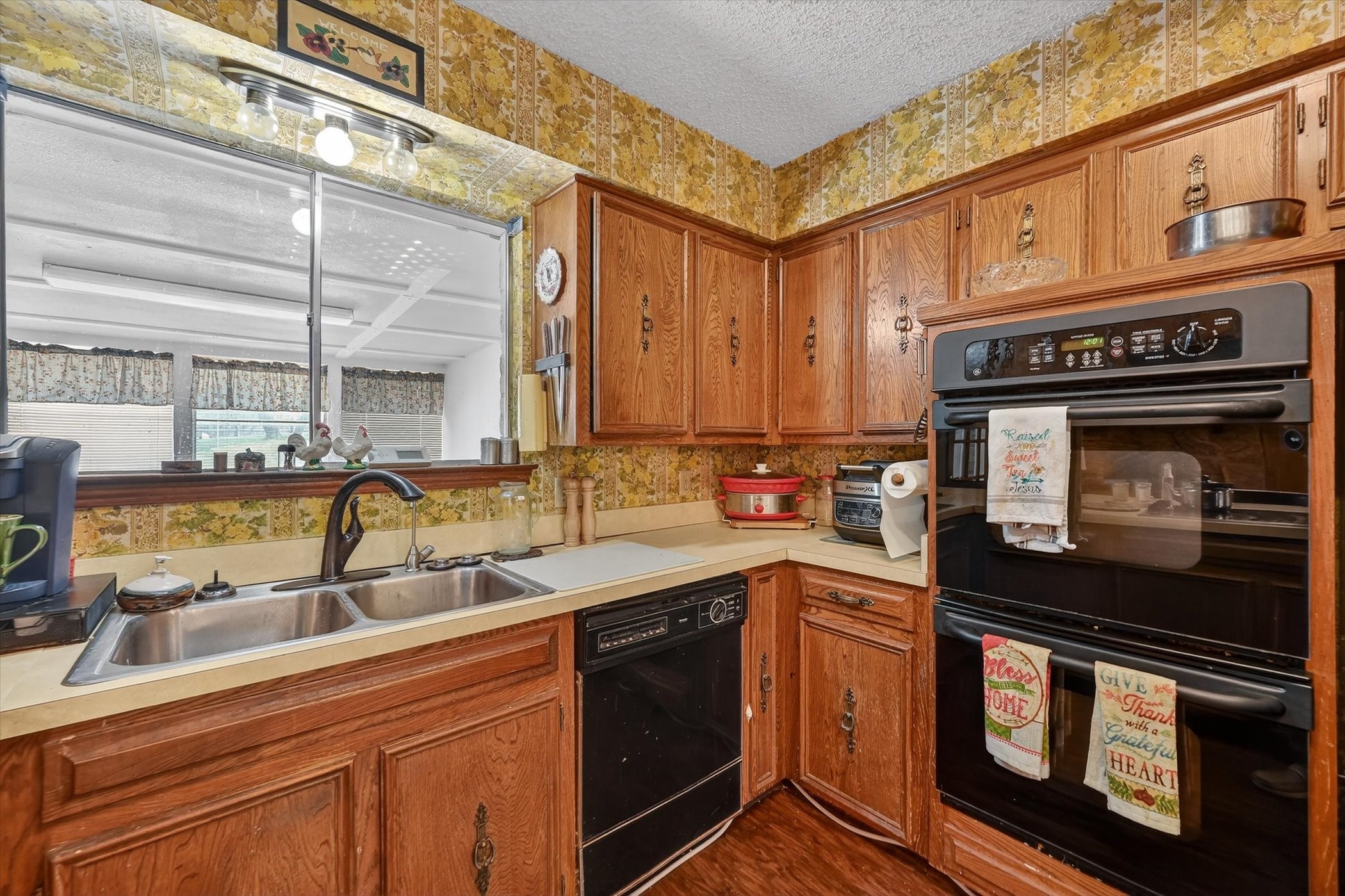 1516 Caddo Peak Trail Joshua TX 76058