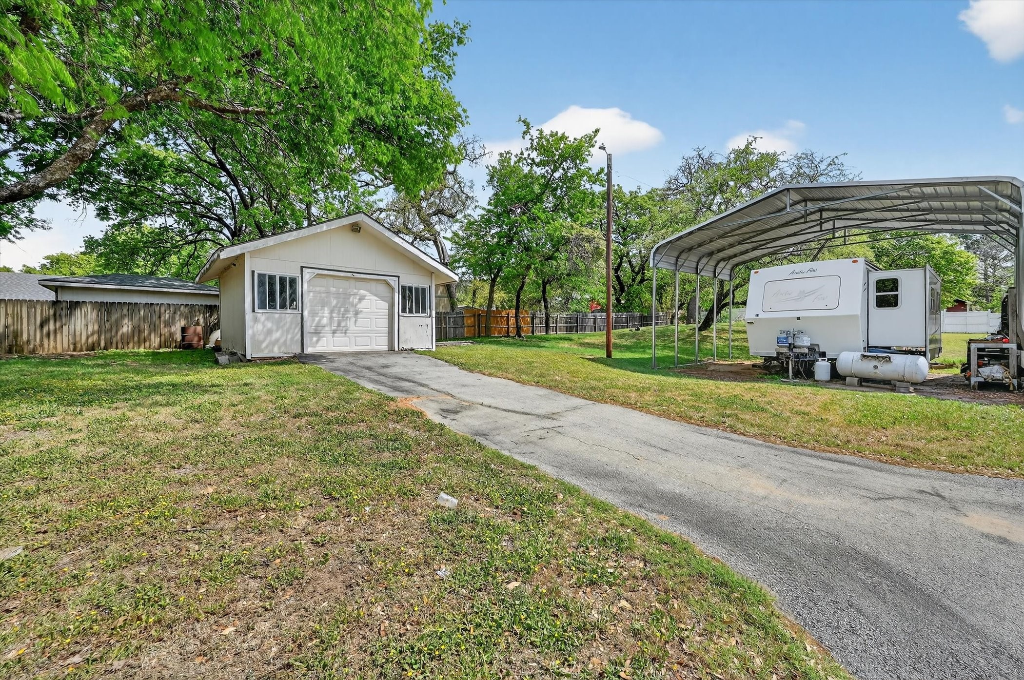 1516 Caddo Peak Trail Joshua TX 76058
