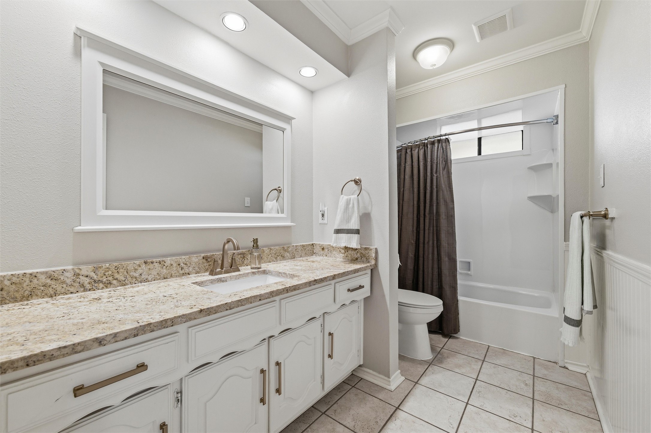 1704 Throwbridge Lane Plano TX 75023