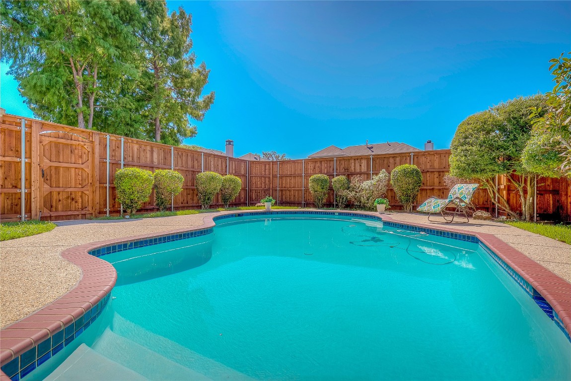 6102 Homewood Avenue Rowlett TX 75089
