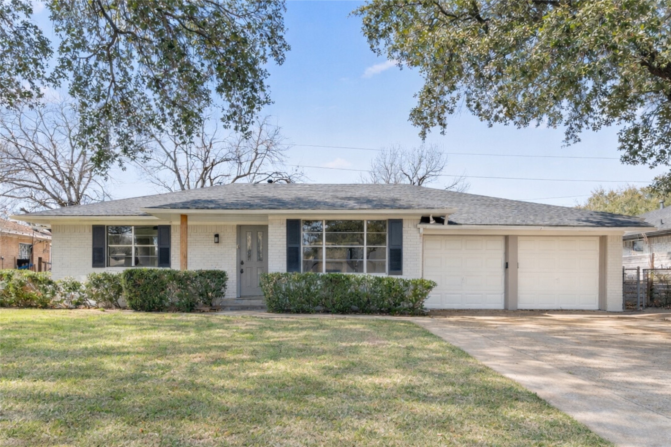 3138 Touraine Drive Dallas TX 75211