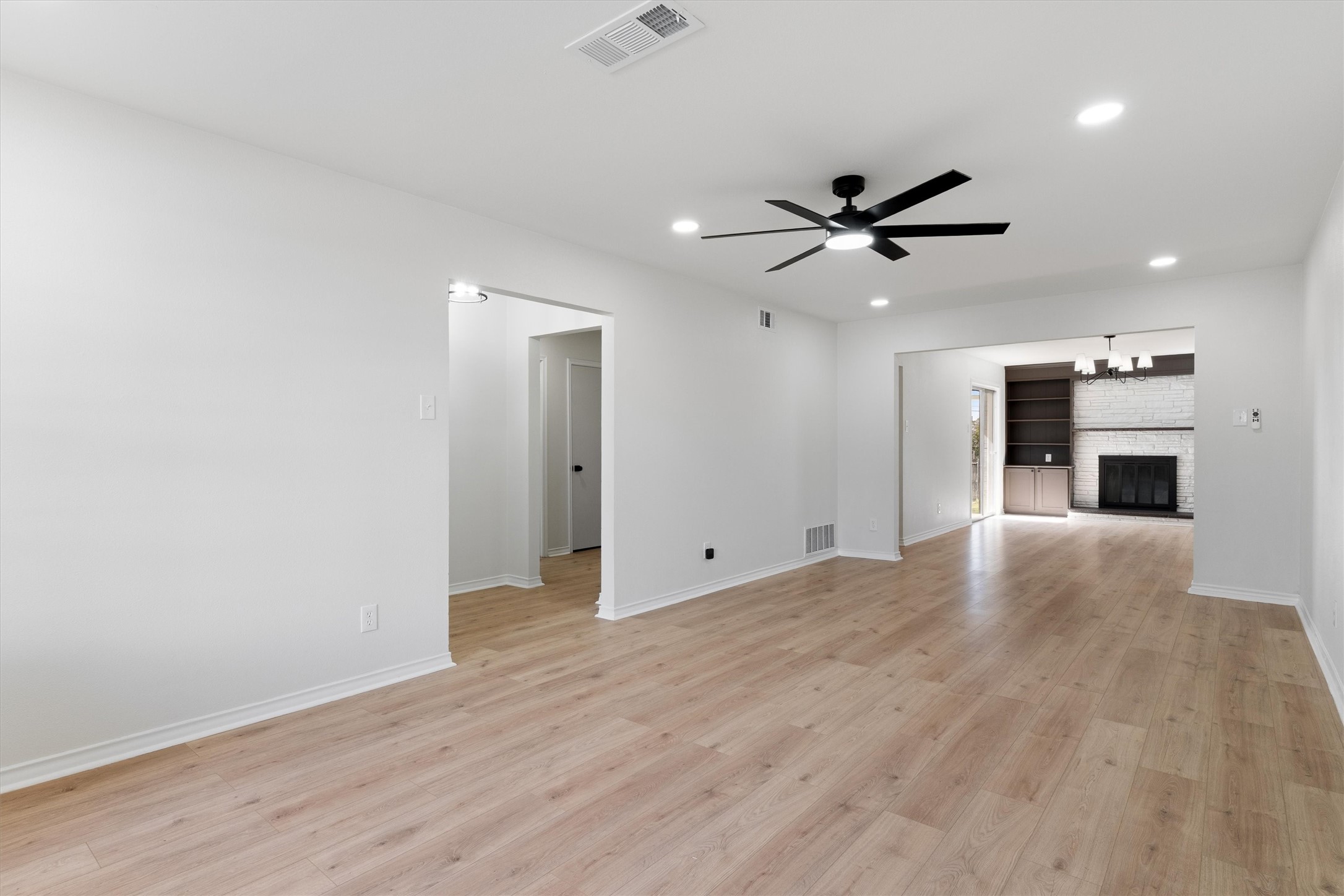 3138 Touraine Drive Dallas TX 75211