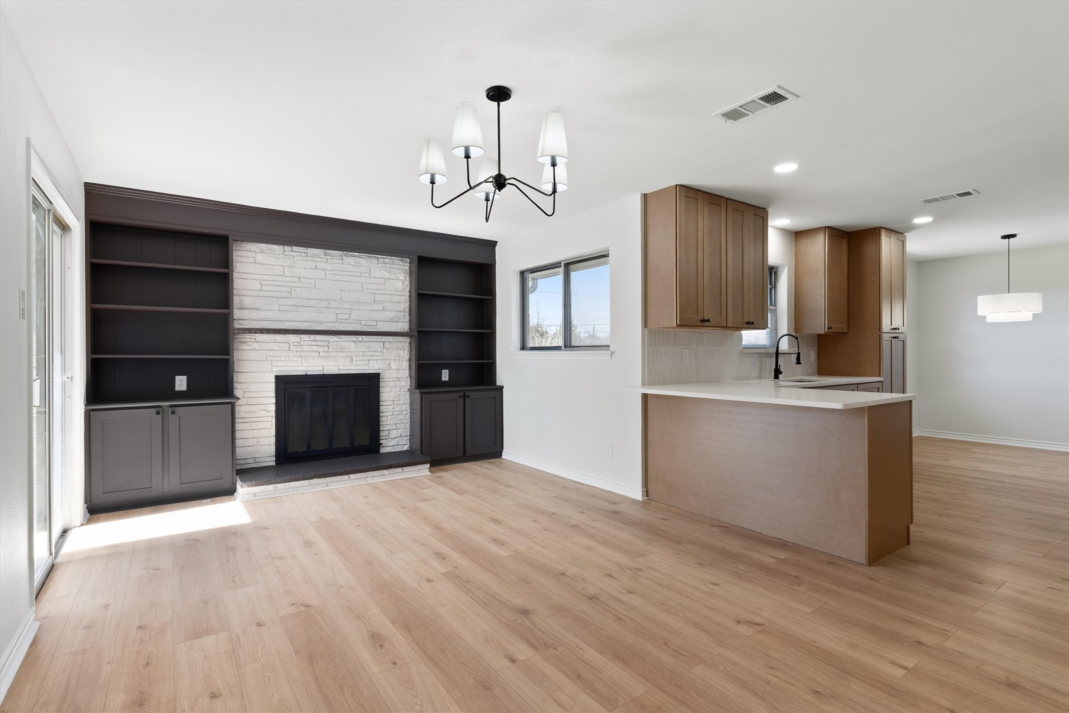 3138 Touraine Drive Dallas TX 75211
