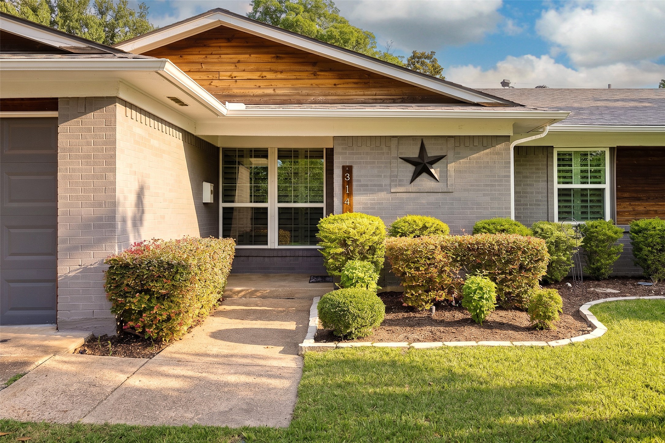 314 N Cottonwood Drive Richardson TX 75080