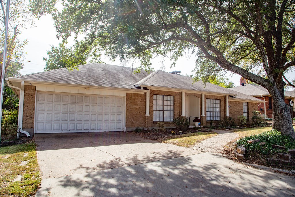 3320 E Houston Street Paris TX 75460