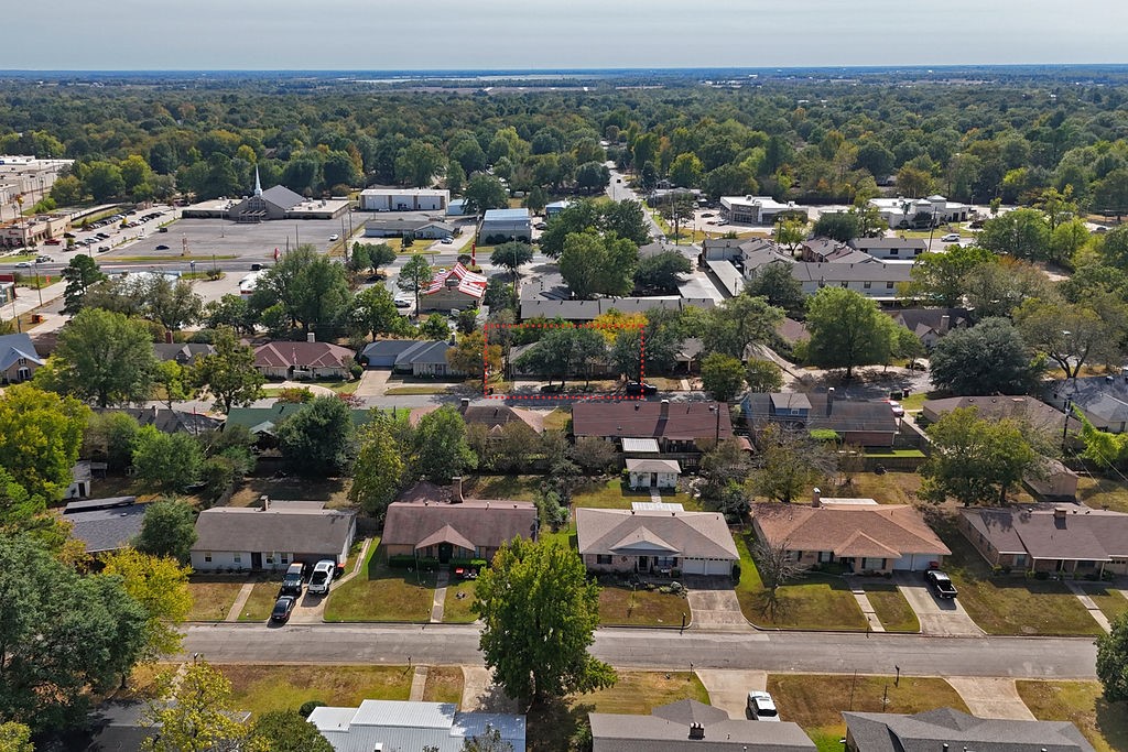 3320 E Houston Street Paris TX 75460