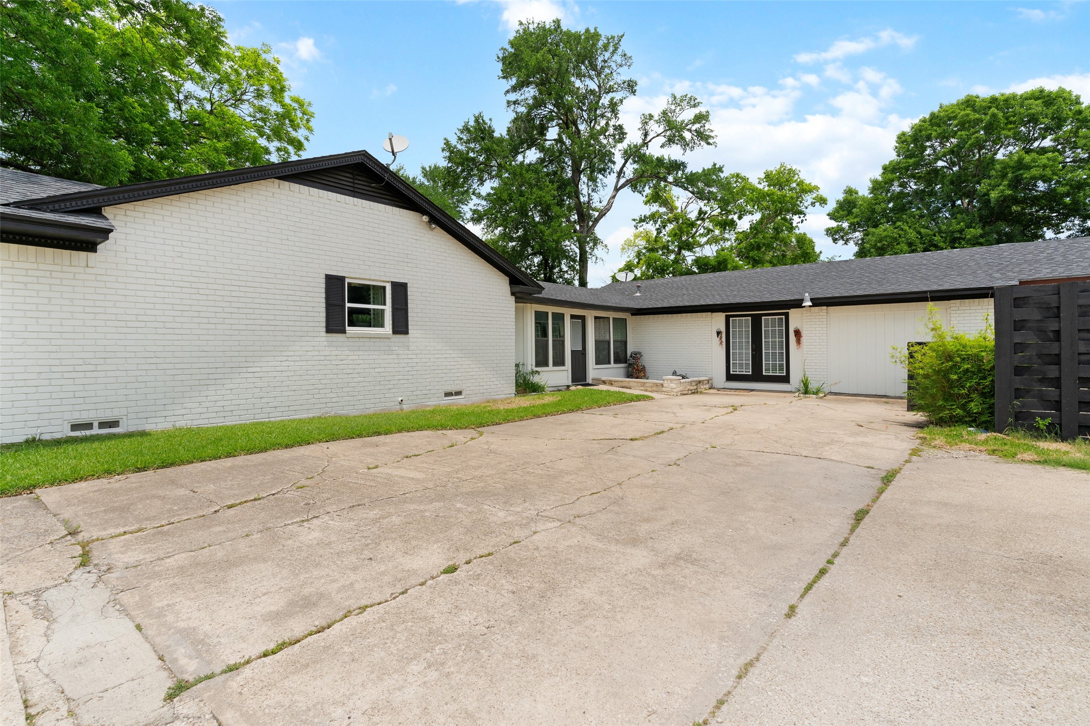 5100 Murphy Road Sachse TX 75048