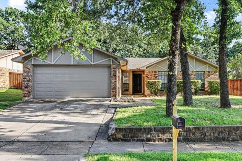 3716 Pinewood Street Bedford TX 76021