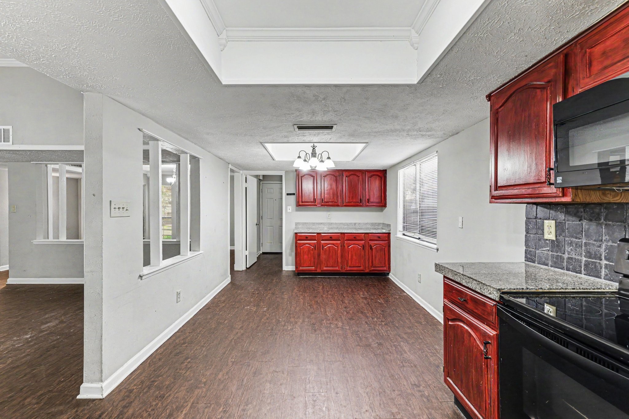 3716 Pinewood Street Bedford TX 76021