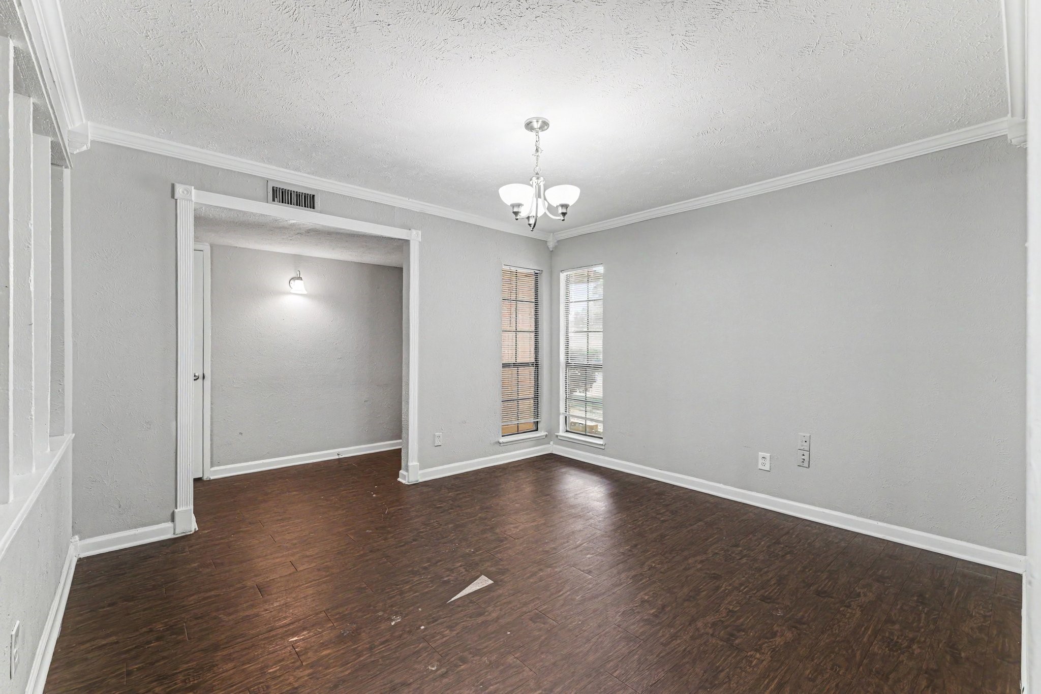 3716 Pinewood Street Bedford TX 76021