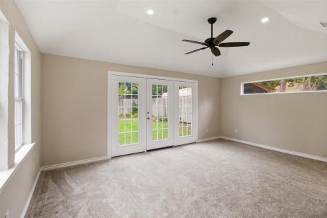 6141 Fairway Avenue Dallas TX 75227