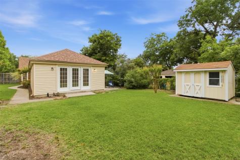 6141 Fairway Avenue Dallas TX 75227
