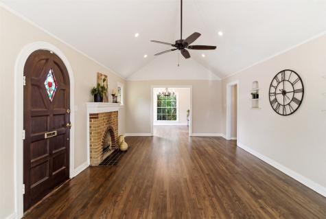6141 Fairway Avenue Dallas TX 75227