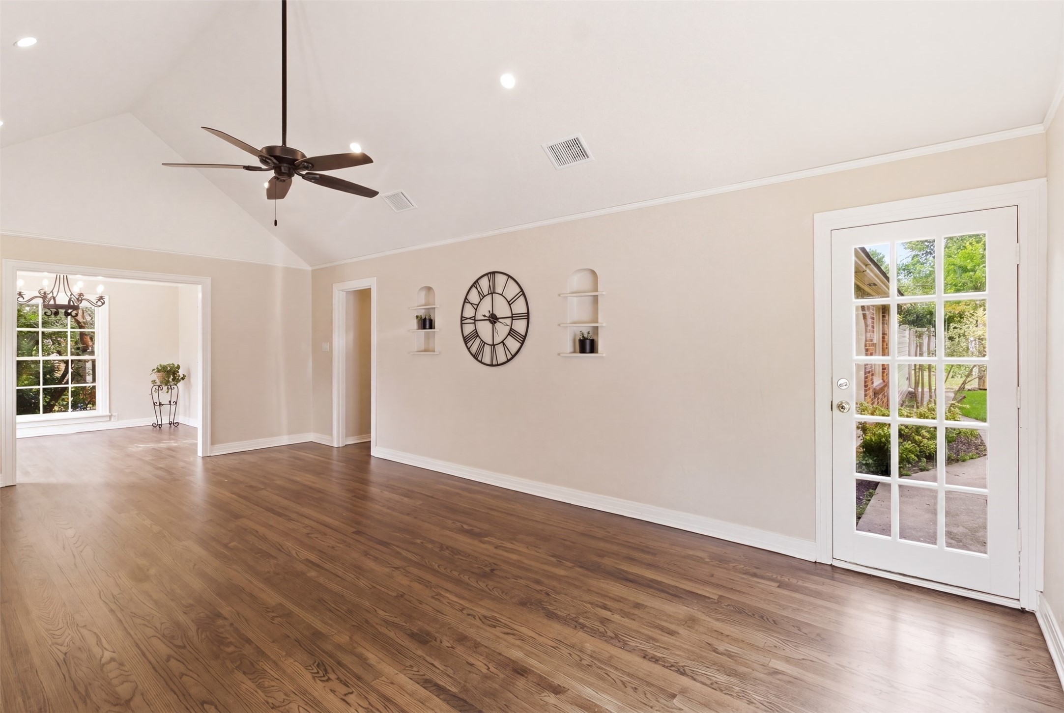 6141 Fairway Avenue Dallas TX 75227