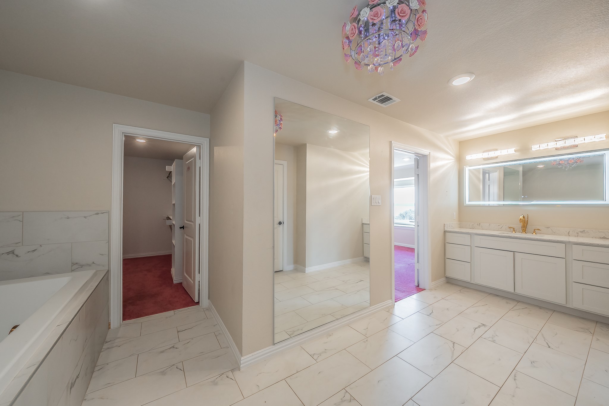 6012 Englishoak Drive Arlington TX 76016