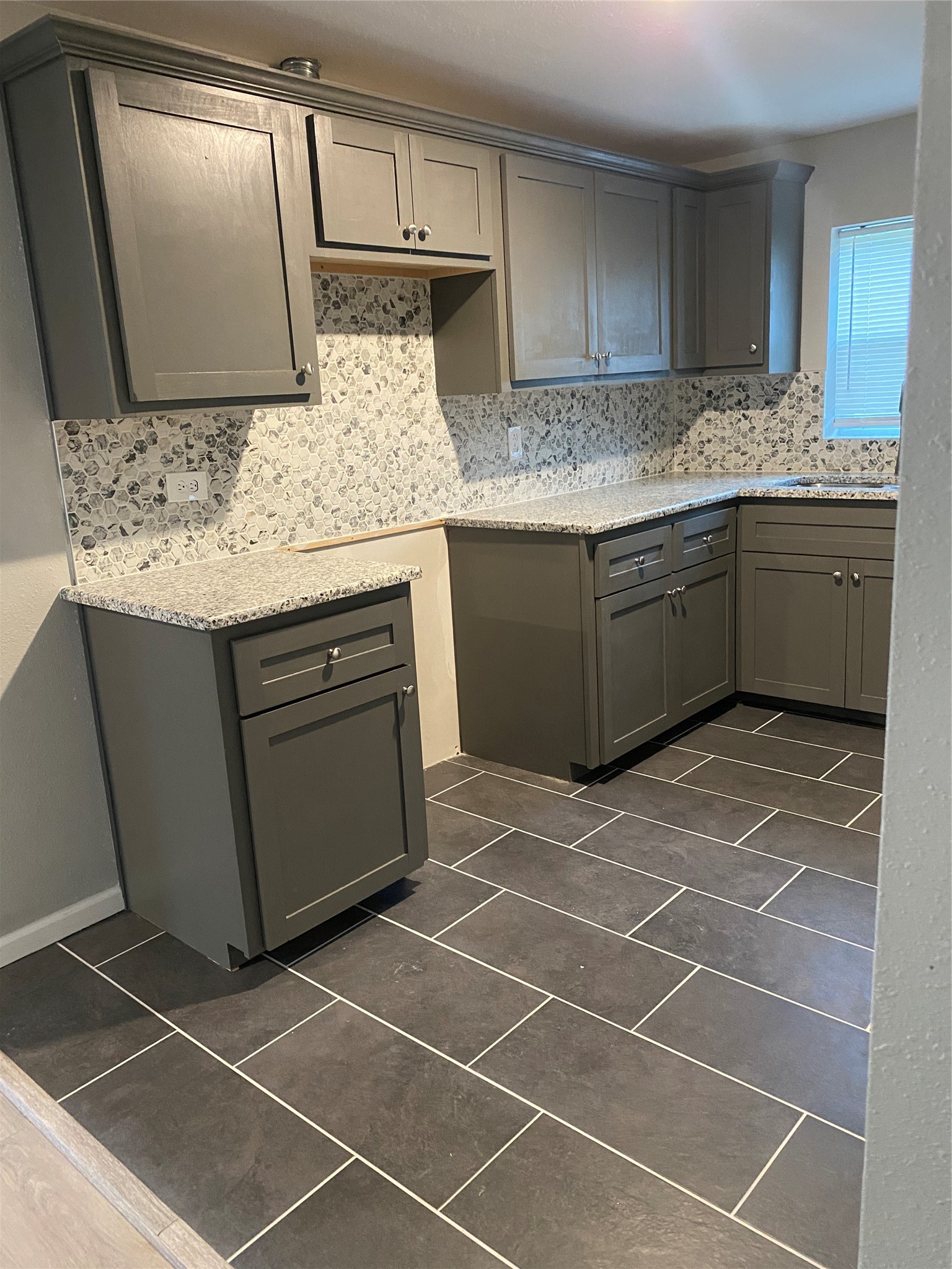 324 Hogan Lane Bellmead TX 76705