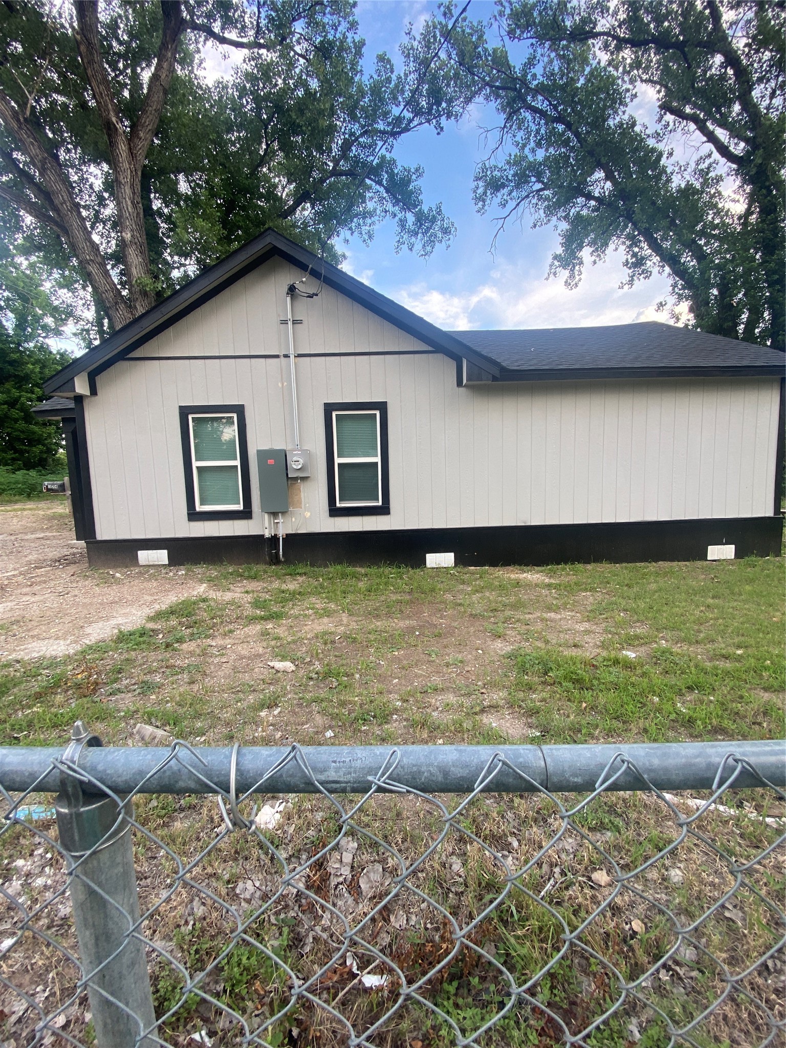 324 Hogan Lane Bellmead TX 76705