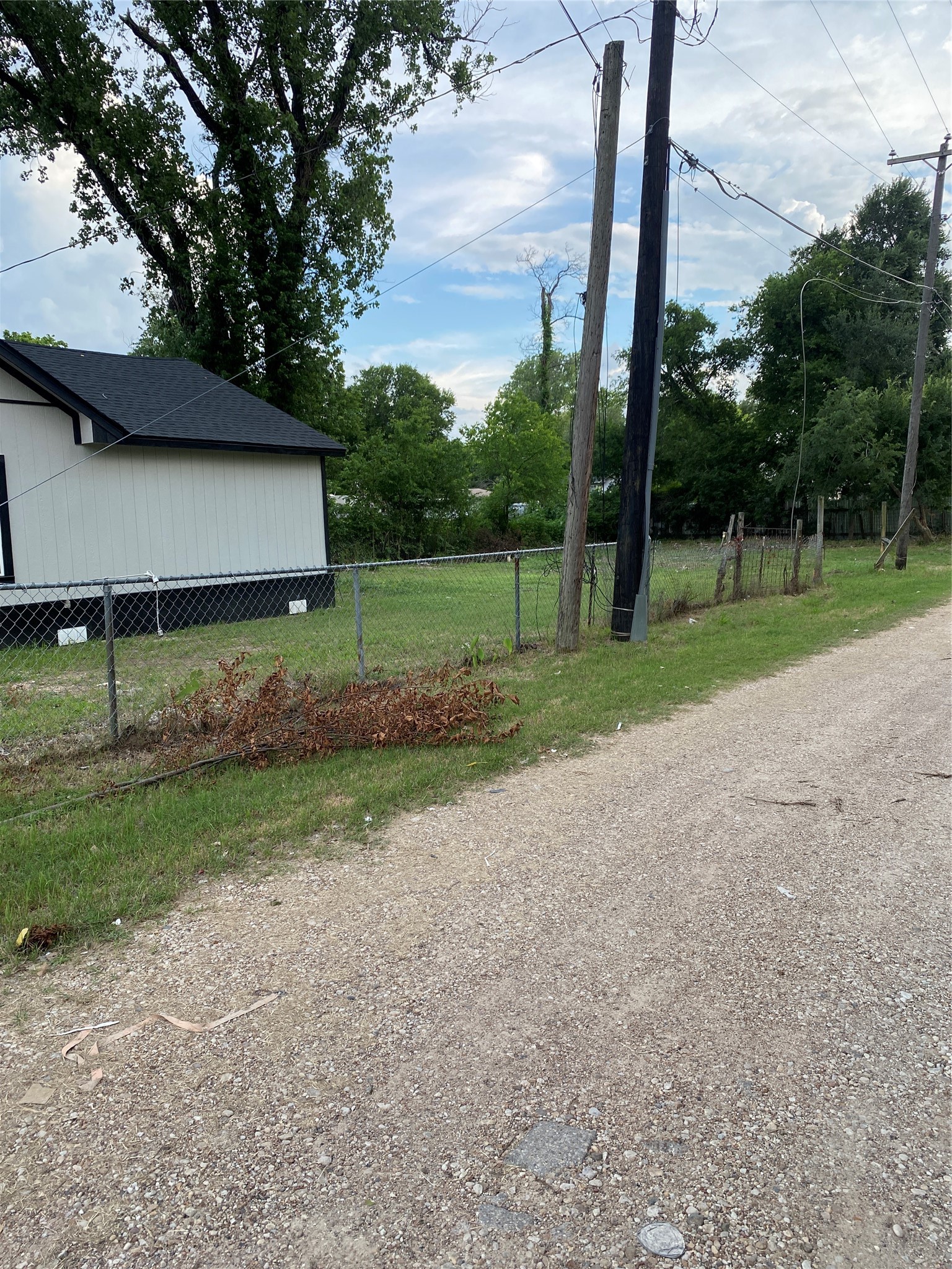 324 Hogan Lane Bellmead TX 76705