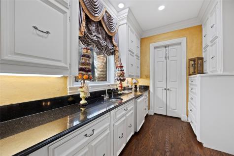 17168 Club Hill Drive Dallas TX 75248