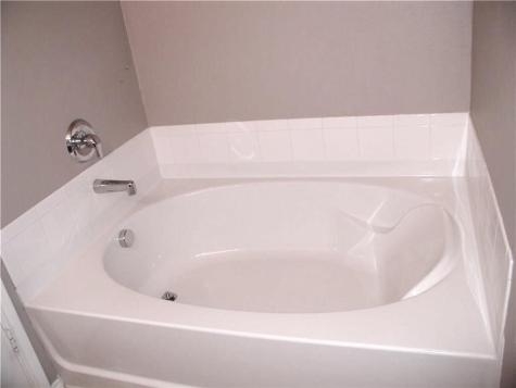 909 Starling Lane Aubrey TX 76227