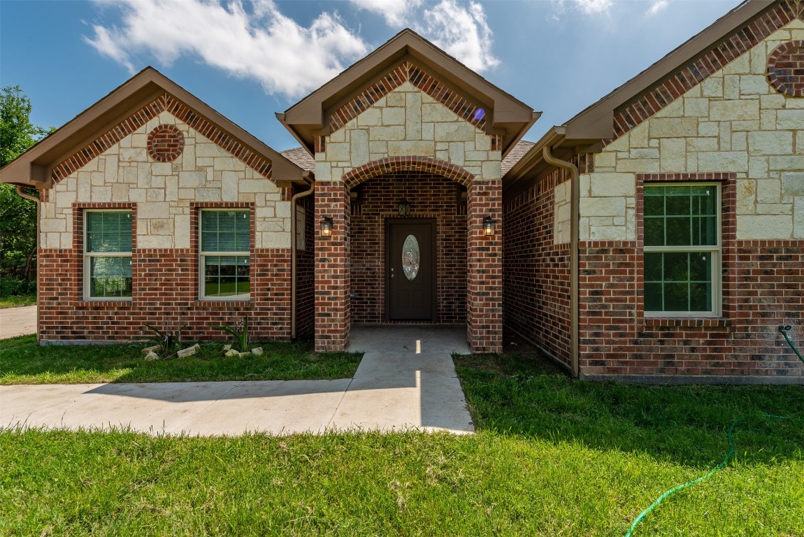 4016 Collin Street Fort Worth TX 76119