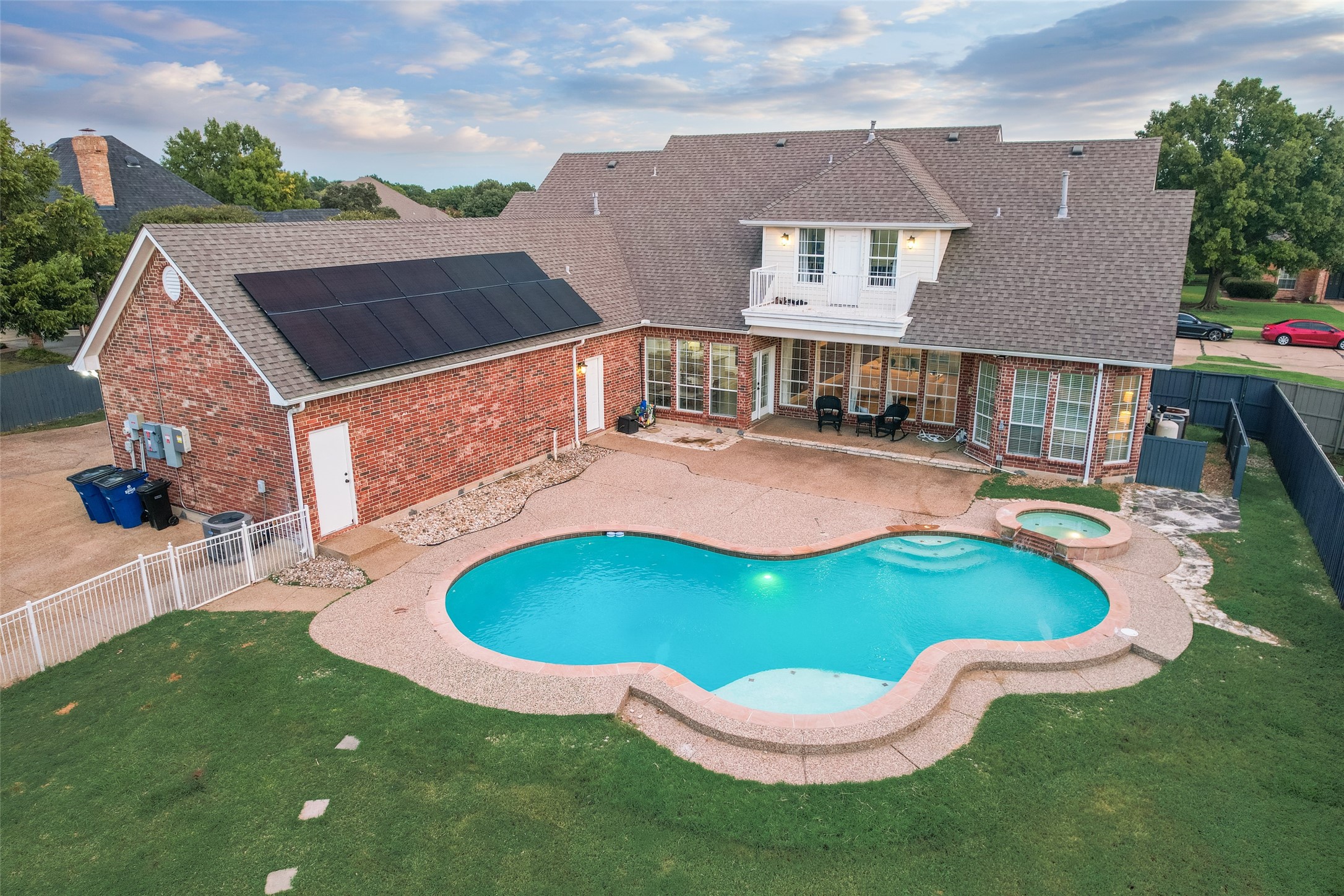 2100 Lakeridge Circle Ennis TX 75119
