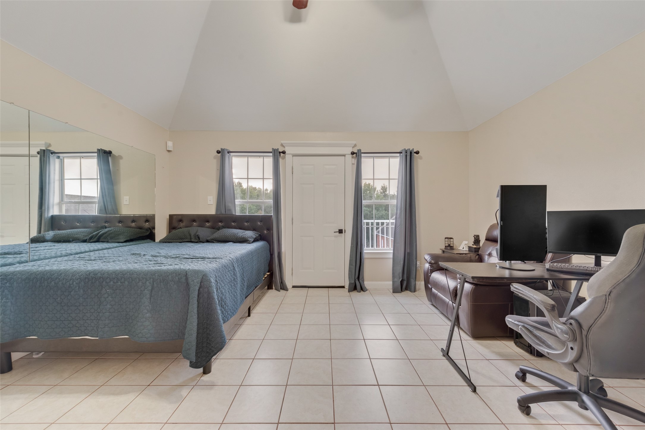 2100 Lakeridge Circle Ennis TX 75119