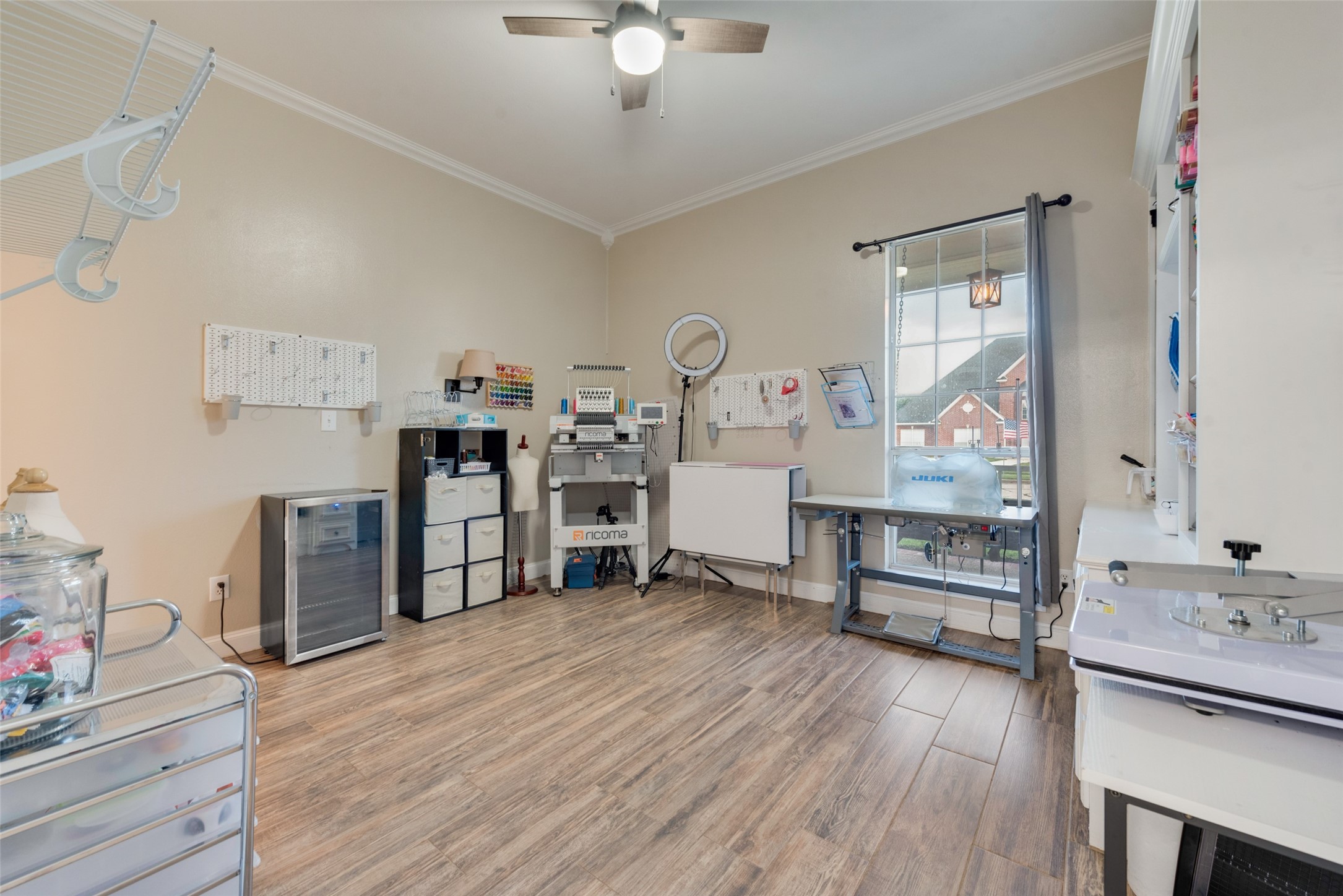 2100 Lakeridge Circle Ennis TX 75119