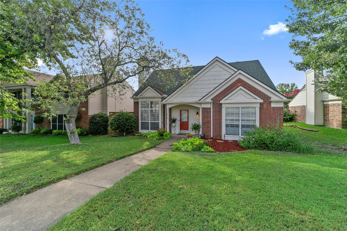 2218 Villawood Lane Garland TX 75040